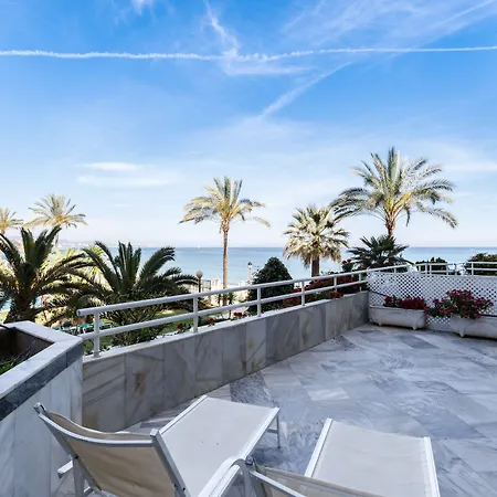 珊瑚海滩公寓式酒店 4*