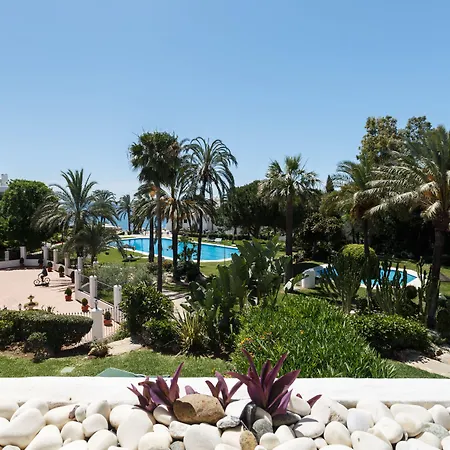 珊瑚海滩公寓式酒店