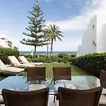 Coral Apartment 4*