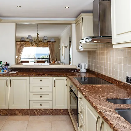 Apartment Coral 4*