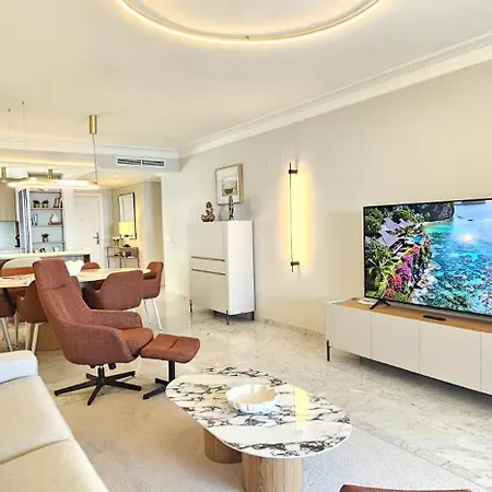 Coral 4*