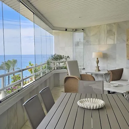 Coral Apartment 4*