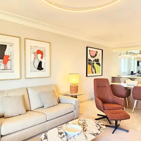Coral Apartment 4*