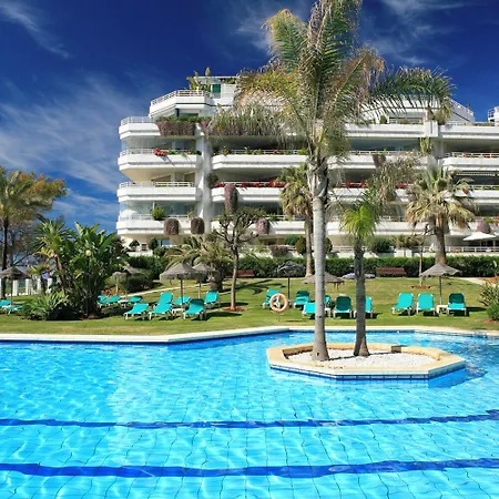 Coral Apartment 4*