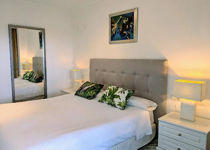 كورال بيتش الفندقية بخدمة ذاتية شقة ماربيا