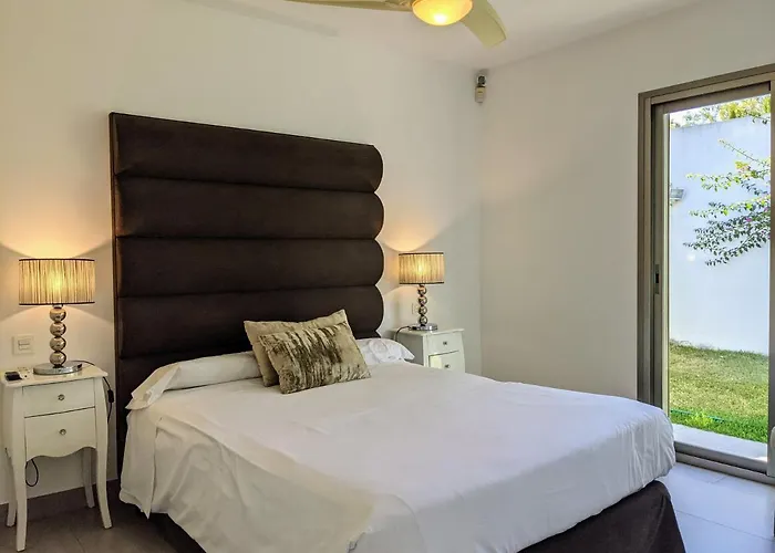 شقة كورال بيتش الفندقية بخدمة ذاتية ماربيا