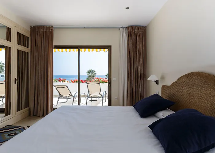 דירה Coral 4*