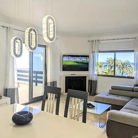 Coral Apartment 4*