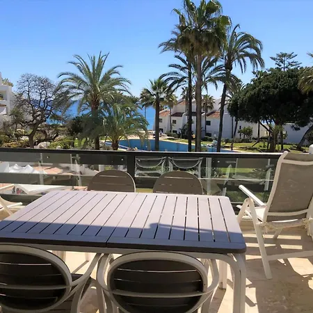 Coral 4* Μαρμπέλλα