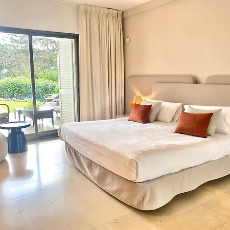 Coral Marbella